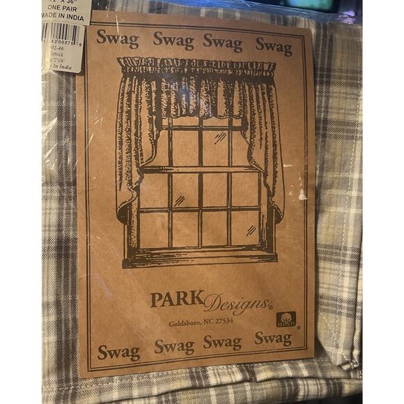 Park Designs Hartwick Swags 72”x36” Ticking Farmhouse Country Gray Tan White NEW - Picture 7 of 10